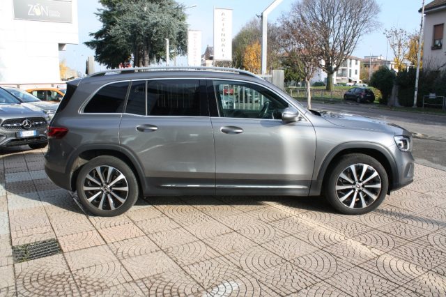 MERCEDES-BENZ GLB 180 usata, con Chiusura centralizzata