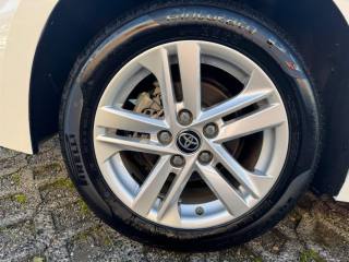 TOYOTA Corolla usata, con Sedile posteriore sdoppiato