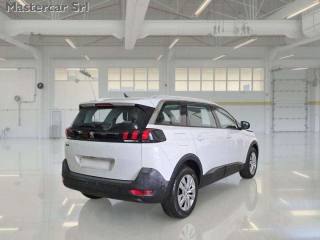 PEUGEOT 5008 usata, con Airbag laterali