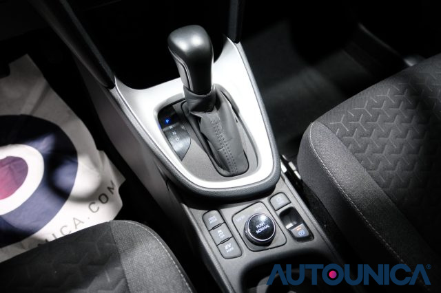 TOYOTA Yaris Cross usata, con Sensore di pioggia