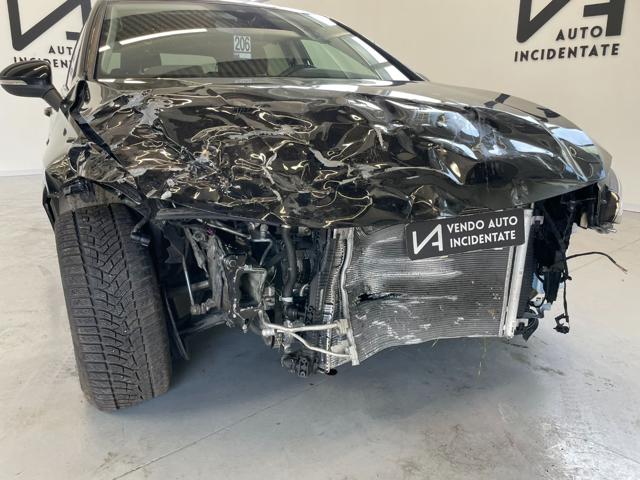 VOLKSWAGEN Golf usata, con Chiusura centralizzata