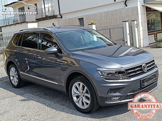 VOLKSWAGEN Tiguan Allspace usata, con Sistema di navigazione