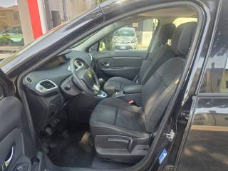 RENAULT Scenic usata, con Servosterzo