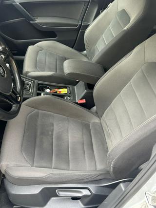 VOLKSWAGEN Golf usata, con Controllo trazione