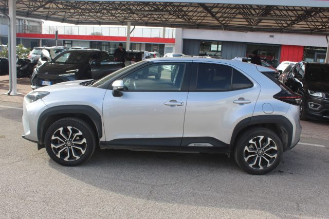 TOYOTA Yaris Cross usata, con Autoradio