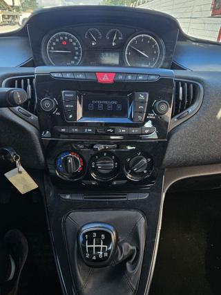 LANCIA Ypsilon usata, con Airbag testa