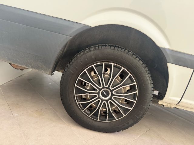 MERCEDES-BENZ Vito usata 7