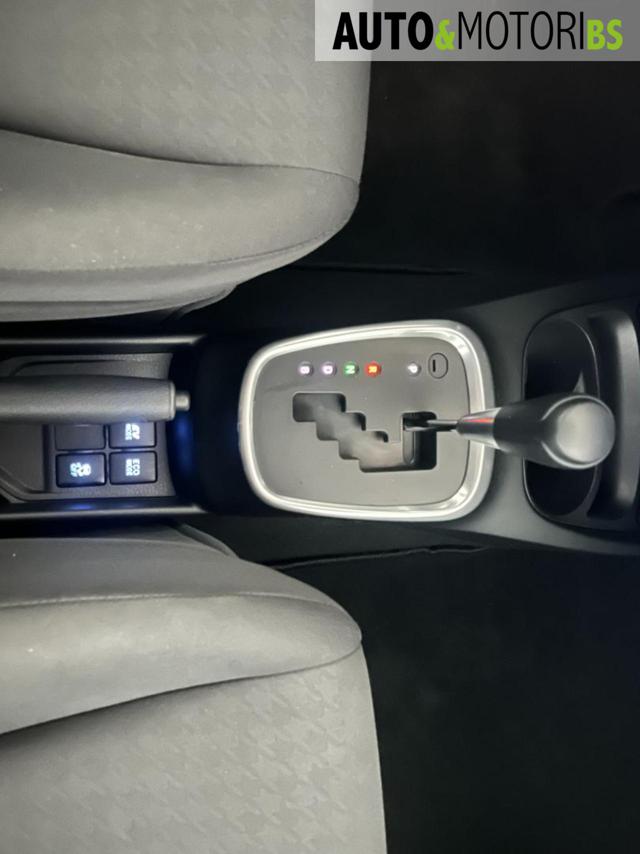TOYOTA Yaris usata, con Bluetooth