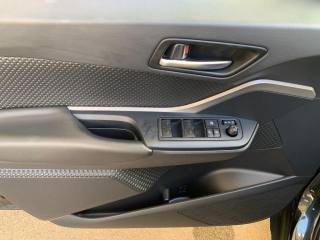 TOYOTA C-HR usata, con Climatizzatore