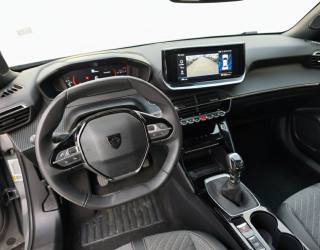 PEUGEOT 2008 usata, con Cerchi in lega