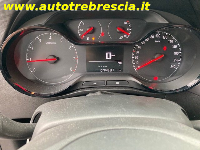 OPEL Crossland X usata, con USB