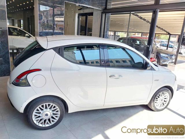 LANCIA Ypsilon usata, con Chiusura centralizzata