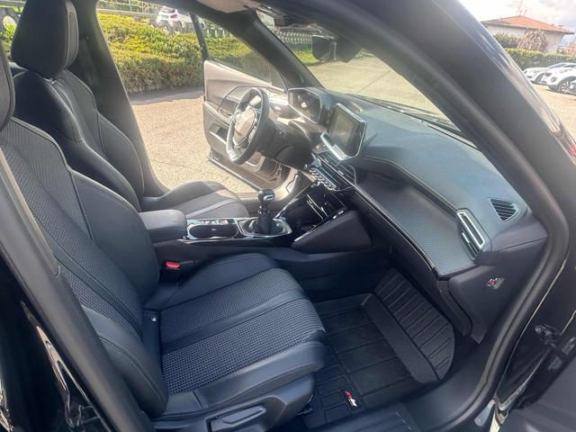 PEUGEOT 2008 usata, con Sistema di navigazione