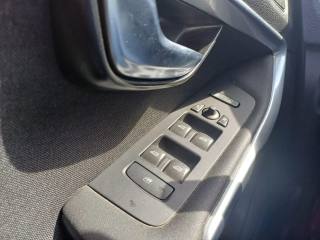 VOLVO V40 Cross Country usata, con Controllo automatico clima