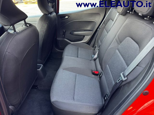 RENAULT Clio usata, con Sistema di navigazione