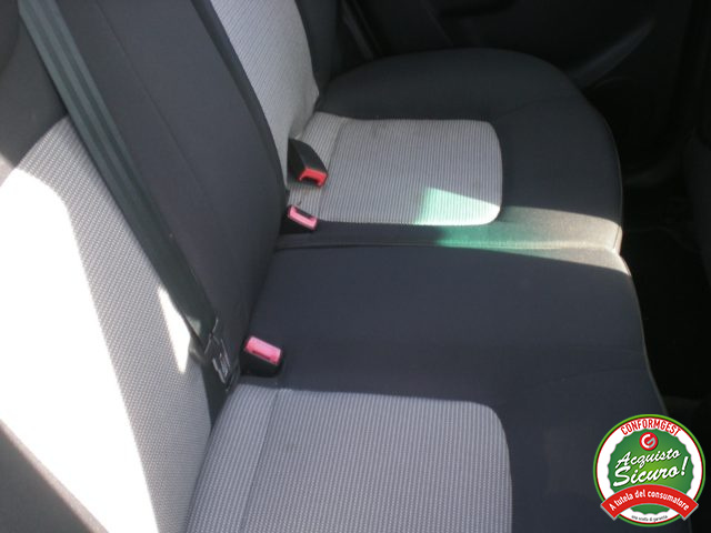 HYUNDAI i10 usata, con Airbag laterali