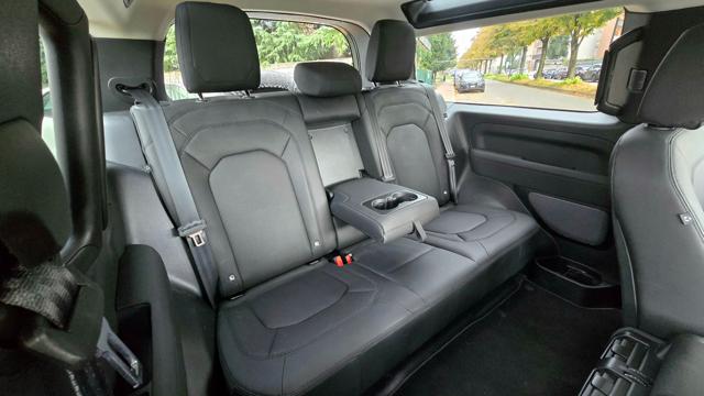 LAND ROVER Defender usata, con Interni in pelle