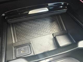 MERCEDES-BENZ GLA 200 usata, con Fari LED