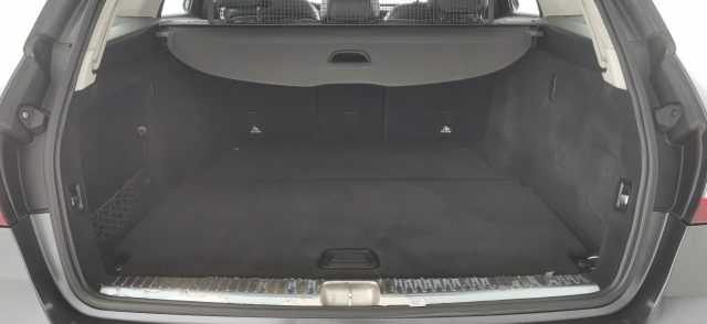MERCEDES-BENZ C 200 usata, con Isofix
