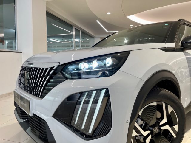 PEUGEOT 2008 usata, con Airbag laterali