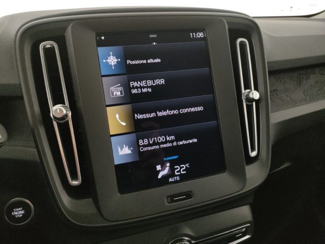 VOLVO XC40 usata, con Volante in pelle