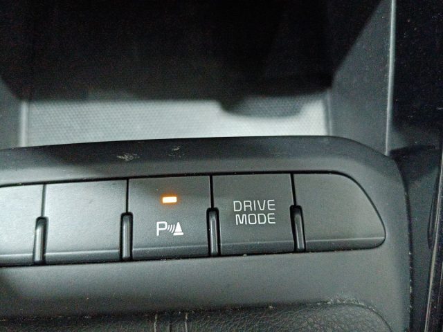 KIA Stonic usata, con Frenata d