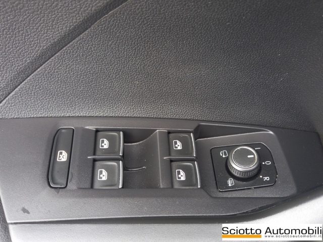 VOLKSWAGEN T-Cross usata, con Fendinebbia