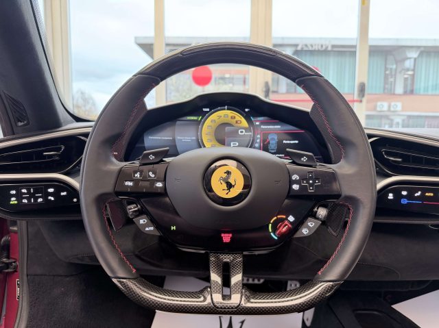 FERRARI 296 usata, con Autoradio