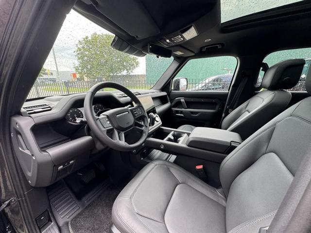 LAND ROVER Defender usata, con Airbag