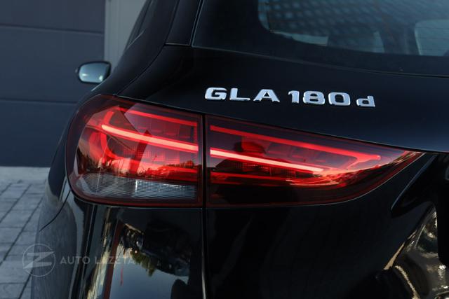 MERCEDES-BENZ GLA 180 usata, con Sedili sportivi
