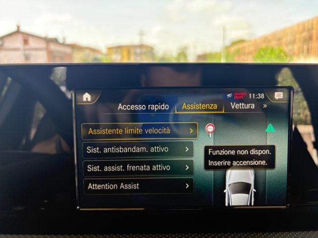 MERCEDES-BENZ A 180 usata, con Sistema di avviso di distanza