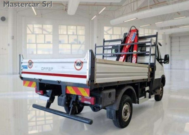IVECO Daily usata, con Autoradio