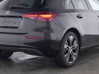 MERCEDES-BENZ A 180 usata, con Alzacristalli elettrici