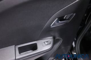 OPEL Corsa usata, con Monitoraggio pressione pneumatici