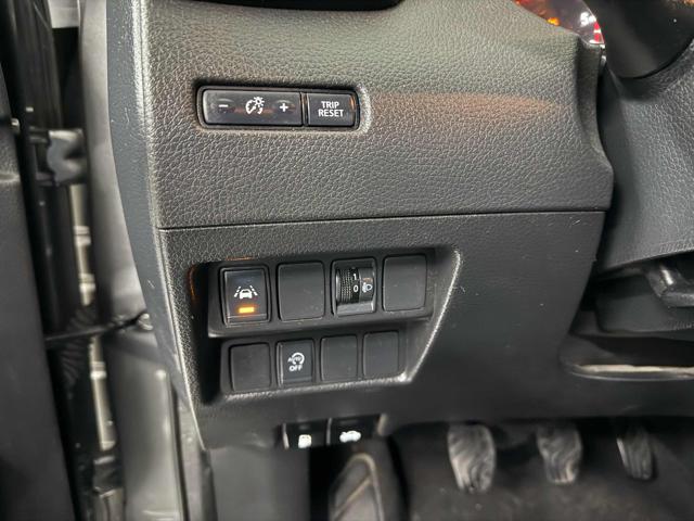 NISSAN Qashqai usata 23