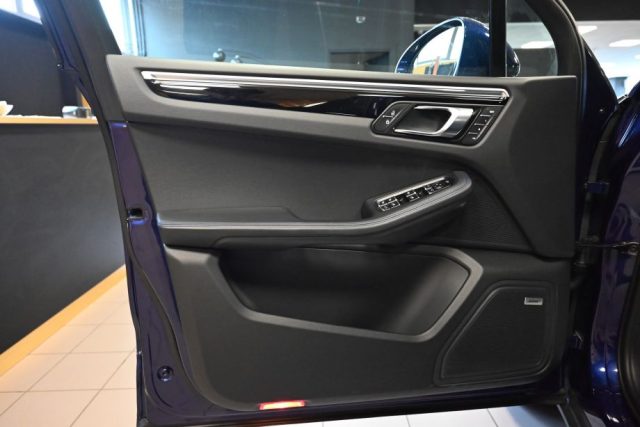 PORSCHE Macan usata 45