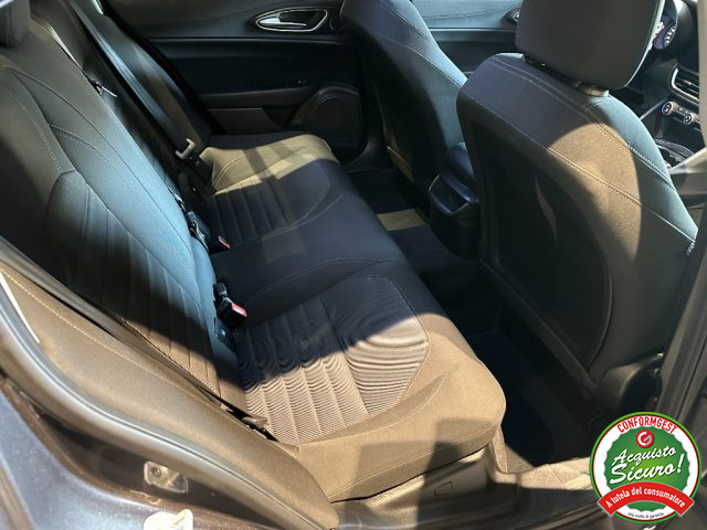 ALFA ROMEO Giulia usata, con USB