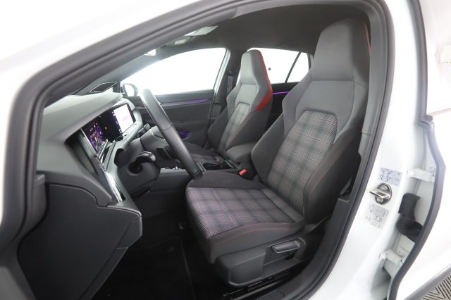 VOLKSWAGEN Golf usata 2