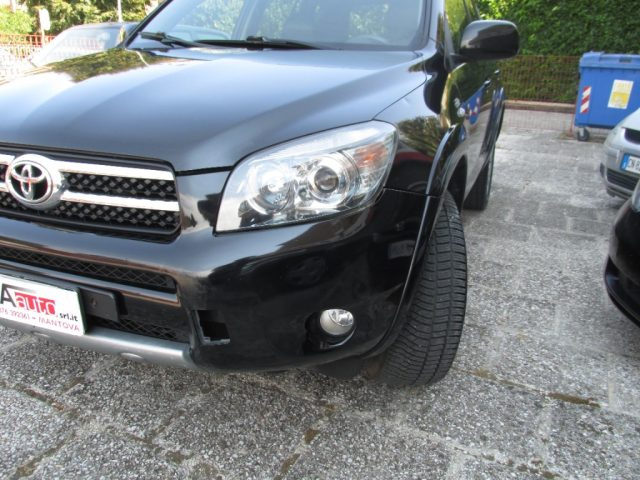 TOYOTA RAV 4 usata 54