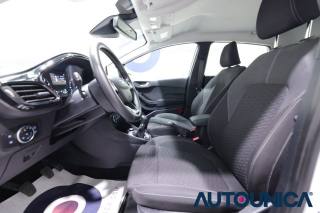 FORD Fiesta usata, con Fari LED