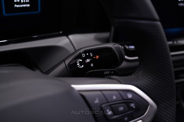 VOLKSWAGEN Tiguan usata, con Volante multifunzione