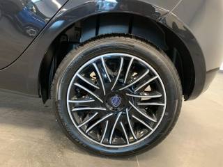 LANCIA Ypsilon usata, con Fari LED