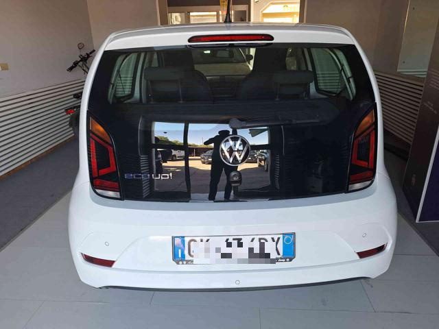 VOLKSWAGEN up! usata, con Sedile posteriore sdoppiato