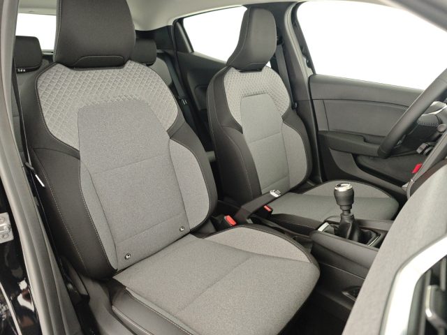 RENAULT Clio usata, con Sensore di pioggia