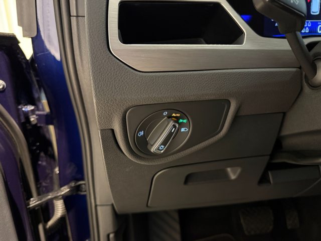 VOLKSWAGEN Touran usata, con Chiusura centralizzata