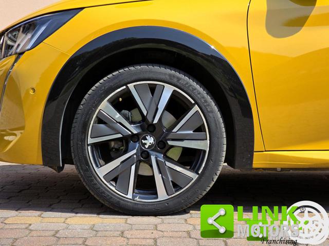PEUGEOT 208 usata, con Sensori di parcheggio posteriori