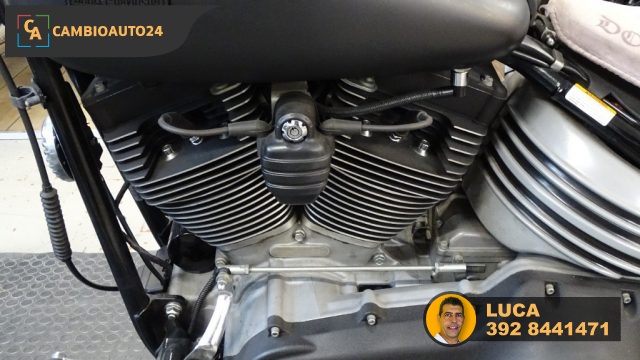HARLEY-DAVIDSON FXCW Softail Rocker usata 32
