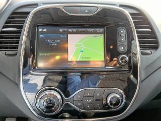 RENAULT Captur usata, con Controllo automatico clima