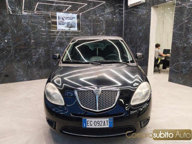 LANCIA Ypsilon usata, con ABS