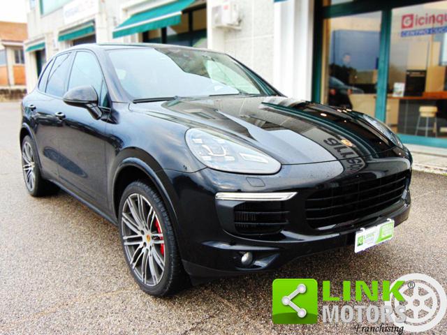PORSCHE Cayenne usata, con Cerchi in lega